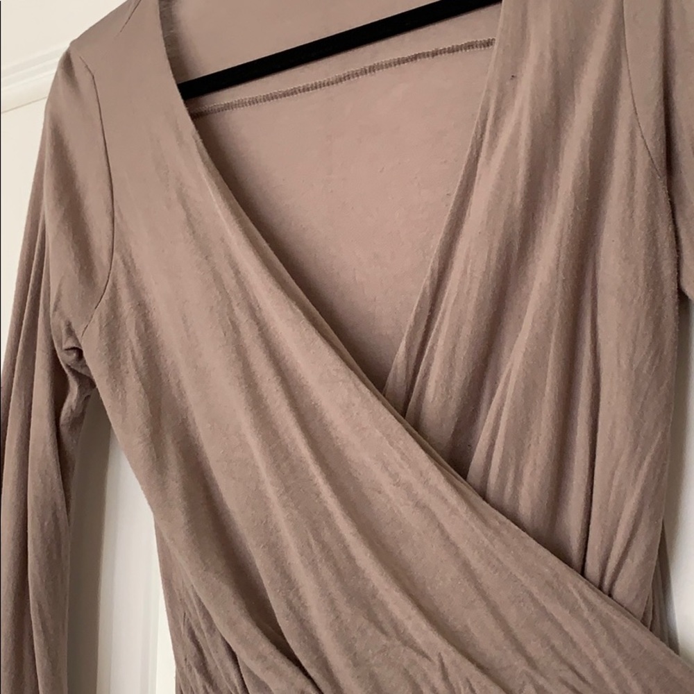 Drape Front Crop Top - Picture 2 of 4